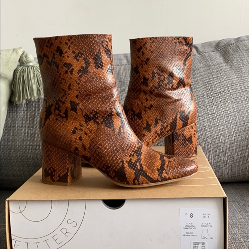 Urban Outfitters Alana Snake Boots